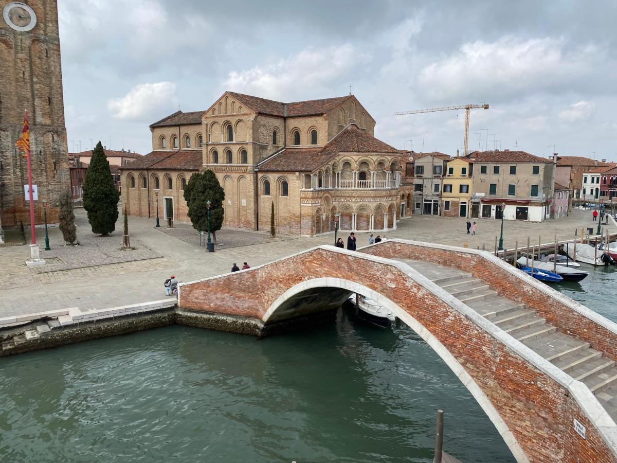Duomo Murano Apartment With Canal View Bagian luar foto