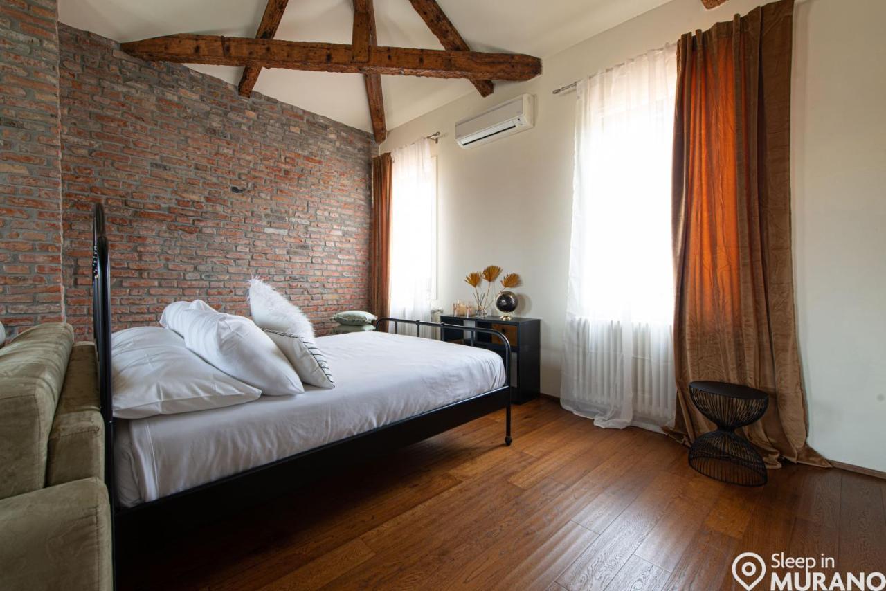 Duomo Murano Apartment With Canal View Bagian luar foto
